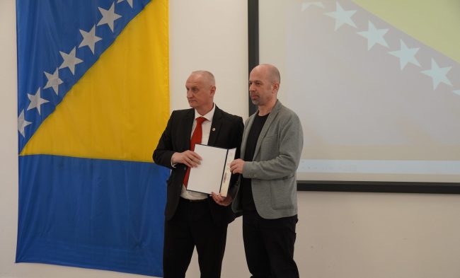 Naslovnica